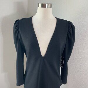 NEW Express Womens Large Black Deep‎ V Neck Puff Sleeve Bodysuit Textured Top